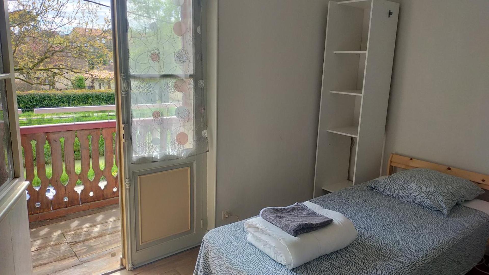L'Etape Du Canal - Pelerins, Randonneurs, Vacanciers Condom Exteriör bild
